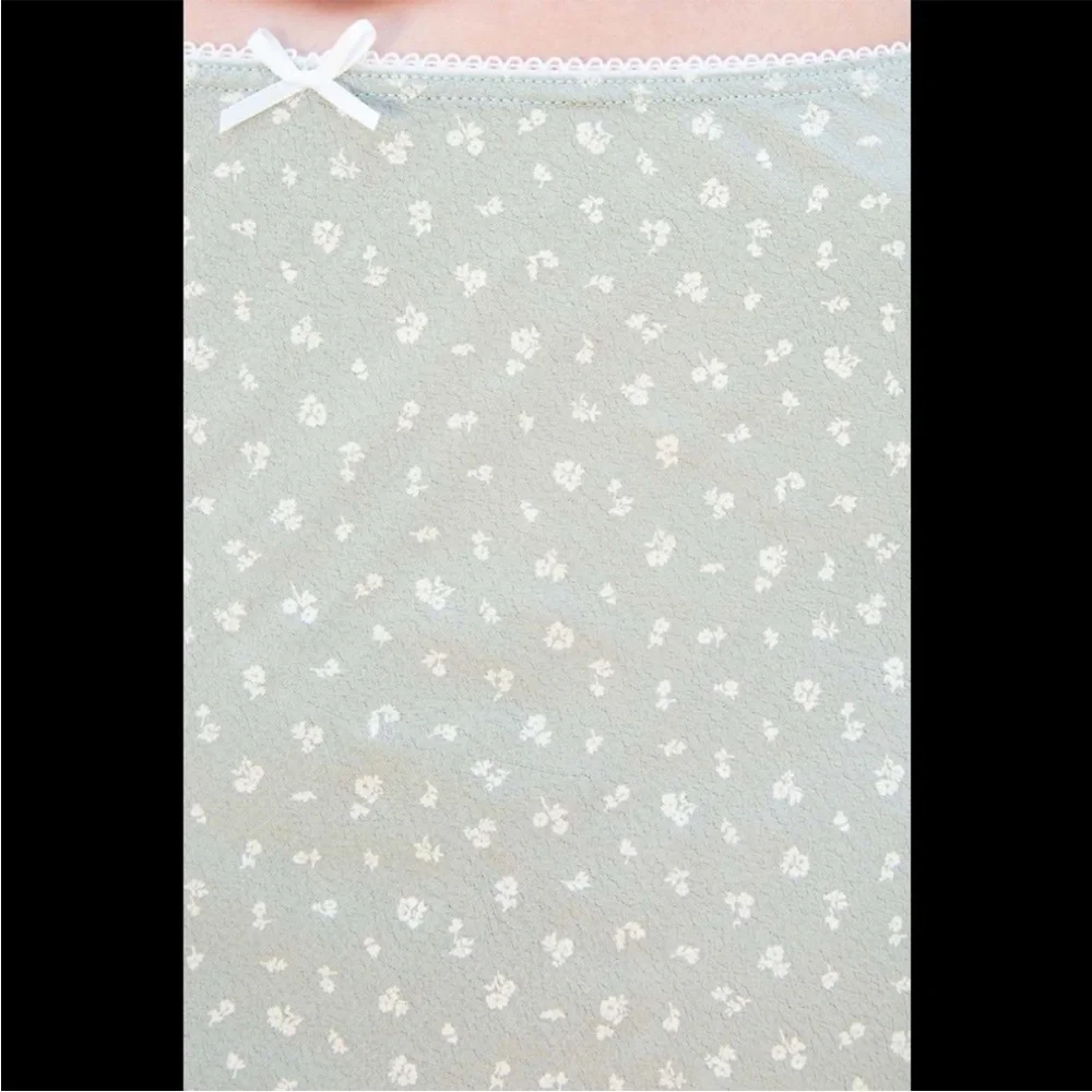 Brandy Melville Sephira Floral Skirt